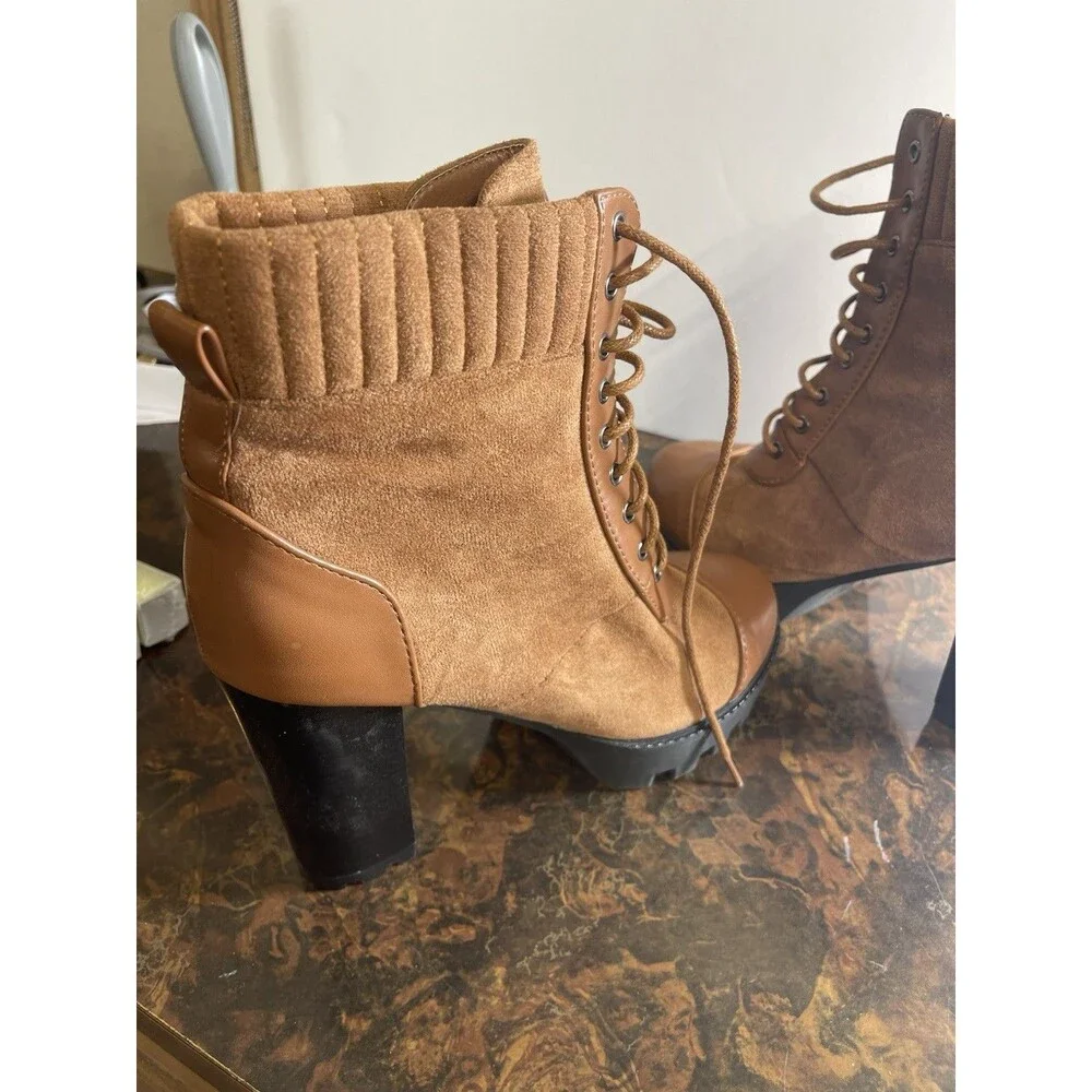 Yoki Rollen Lace Up Heel Boots Size 7W